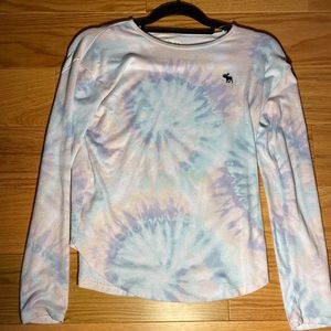 Abercrombie and Fitch long sleeve t-shirt. Size 13/14.